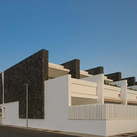 Monstera House - Near The Beach, Air-con, Fast Wifi And Sat Tv By Lanzarote דירה *