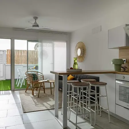 Monstera House - Near The Beach, Air-con, Fast Wifi And Sat Tv By Lanzarote Lägenhet *
