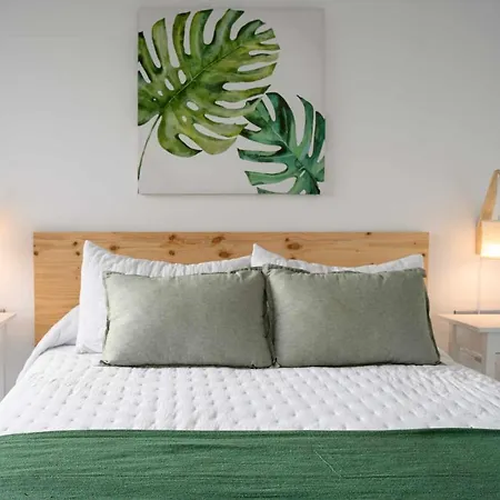 Daire Monstera House - Near The Beach, Air-con, Fast Wifi And Sat Tv By Lanzarote *