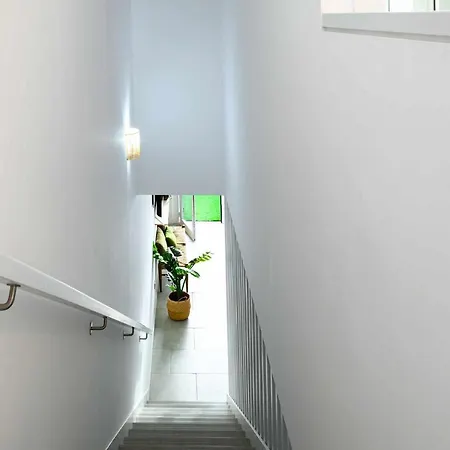 Monstera House - Near The Beach, Air-con, Fast Wifi And Sat Tv By Lanzarote Daire Playa Blanca