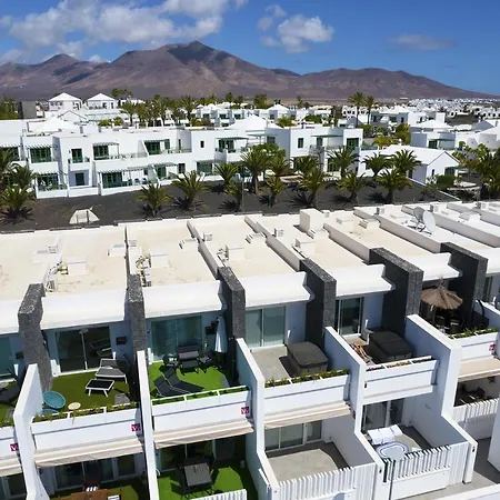 Monstera House - Near The Beach, Air-con, Fast Wifi And Sat Tv By Lanzarote