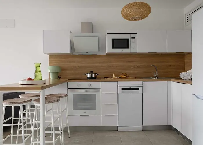 Monstera House - Near The Beach, Air-con, Fast Wifi And Sat Tv By Lanzarote Appartement