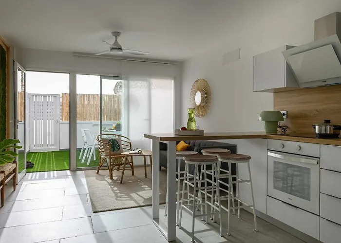 Monstera House - Near The Beach, Air-con, Fast Wifi And Sat Tv By Lanzarote Appartement *